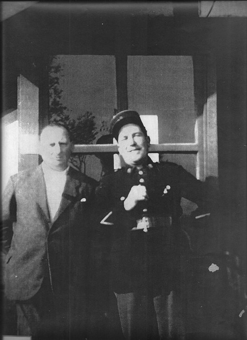 29 Les douaniers François Liévin et Emile Houfflin