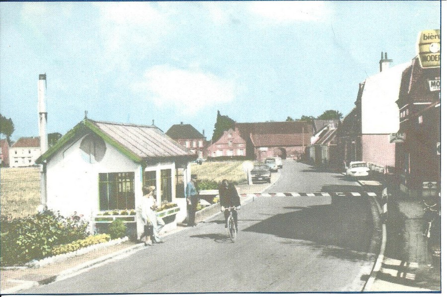 33 La Porte de France, poste de douane entre Leers et Leers-Nord (années 1960)