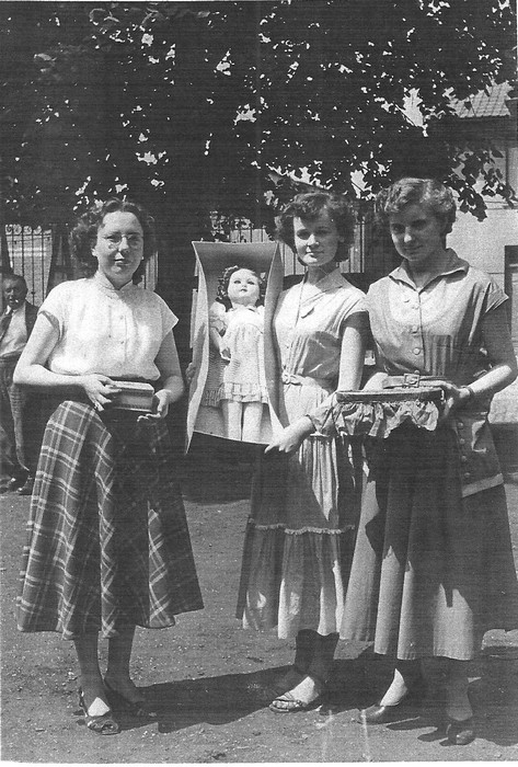 12 Gros lot remis lors de la kermesse de 1955 (17 juillet)