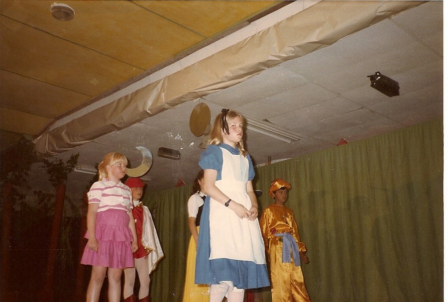 7 Spectacle Abracadabra (1984)